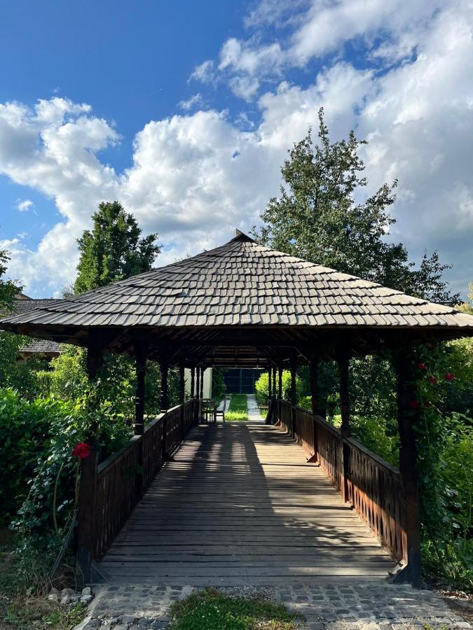 Flanderhof Manor Hotel Daia  Exterior photo